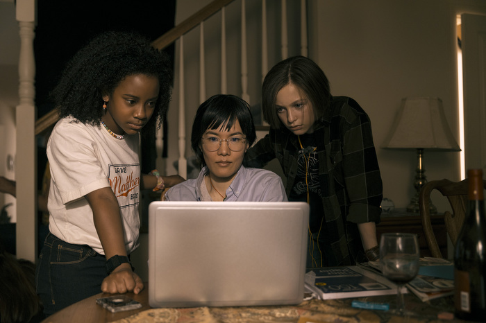 From left: Camryn Jones (Tiffany Quilkin), Ali Wong (adult Erin), and Riley Lai Nelet (Erin Tieng) in 'Paper Girls' (Anjali Pinto—Prime Video)