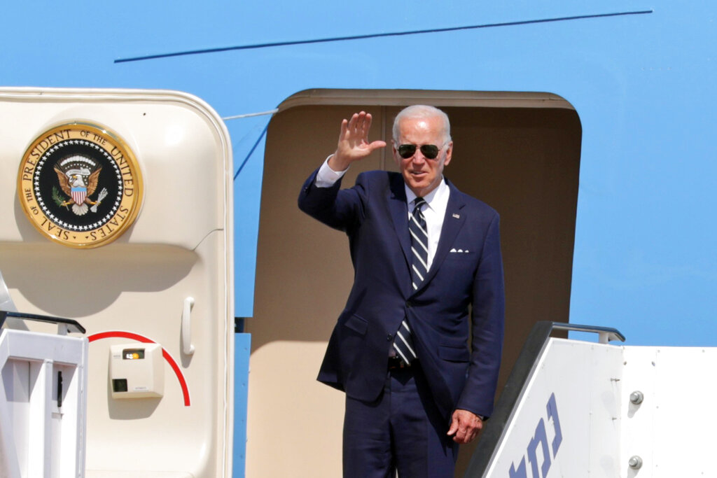 Biden Tells Democrats To Quickly Pass Reduced Economic Package
