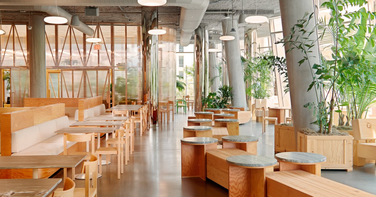 When Dropbox employees showed up at the office before the pandemic, they felt pampered. At the company's San Francisco headquarters, an award-winning cafeteria served breakfast, lunch, and dinner with a daily selection of international cuisine at no cost to employees.