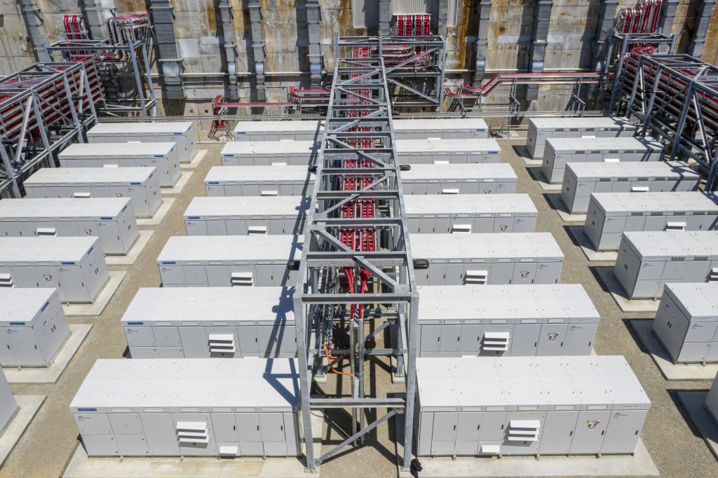 The Vistra Corp. Moss Landing Energy Storage Facility in Moss Landing, California, is the world's largest battery energy storage system. (David Paul Morris/Bloomberg—Getty Images)