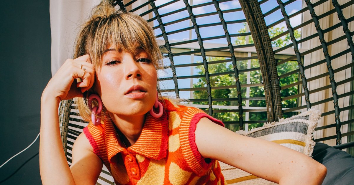How Jennette McCurdy Survived Child Stardom to Write a Stunning Memoir