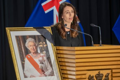 Ardern: No Plans for New Zealand Republic After Queen's Death