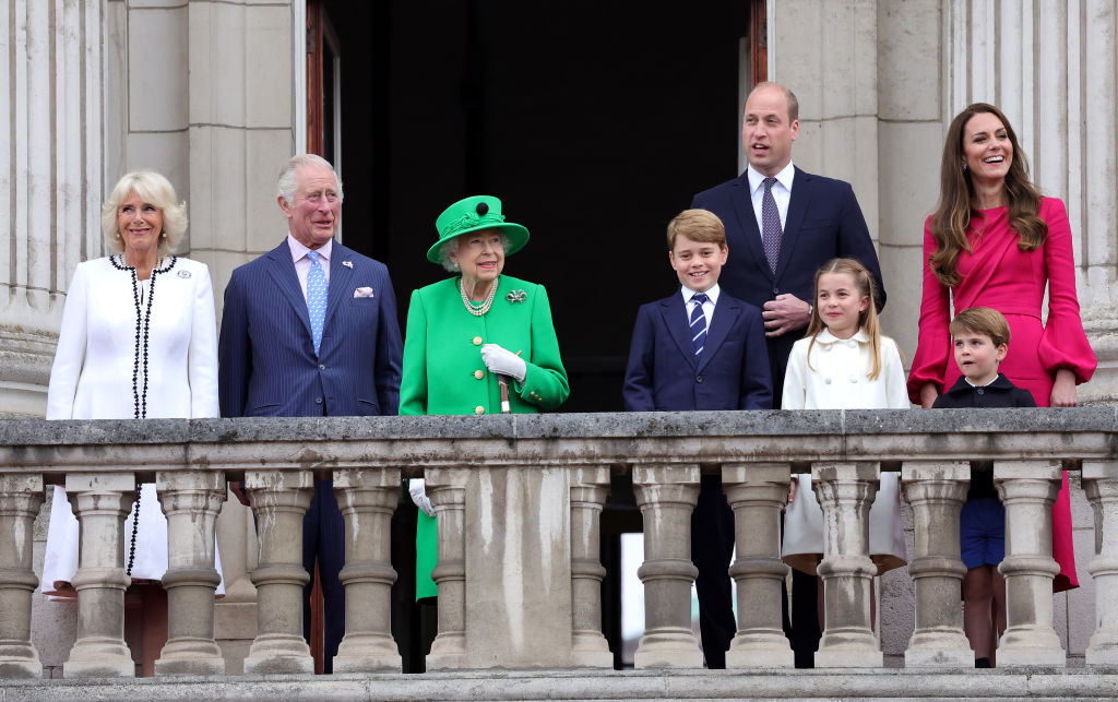 Camilla, Duchess of Cornwall, Prince Charles, Prince of Wales, Queen Elizabeth II, Prince George of Cambridge, Prince William, Duke of Cambridge, Princess Charlotte of Cambridge, Catherine, Duchess of Cambridge and Prince Louis of Cambridge on the balcony of Buckingham Palace during the Platinum Jubilee Pageant in London on June 5, 2022. (Chris Jackson—Getty Images)