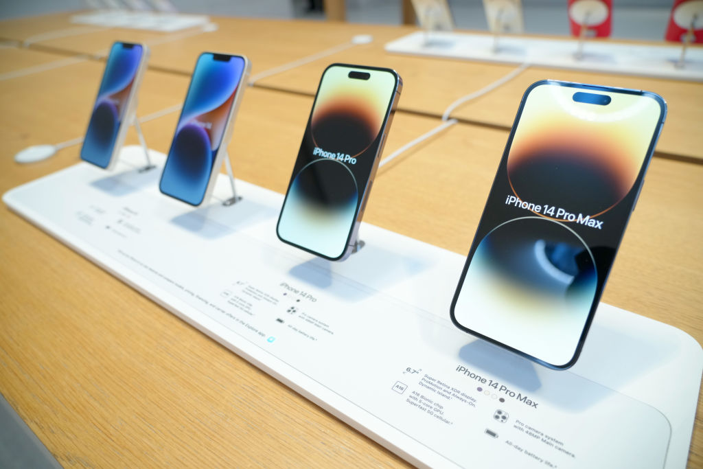 iPhone 14 on display at the Fifth Avenue Apple Store on September 16, 2022 in New York City. (Photo by Kevin Mazur/Getty Images)