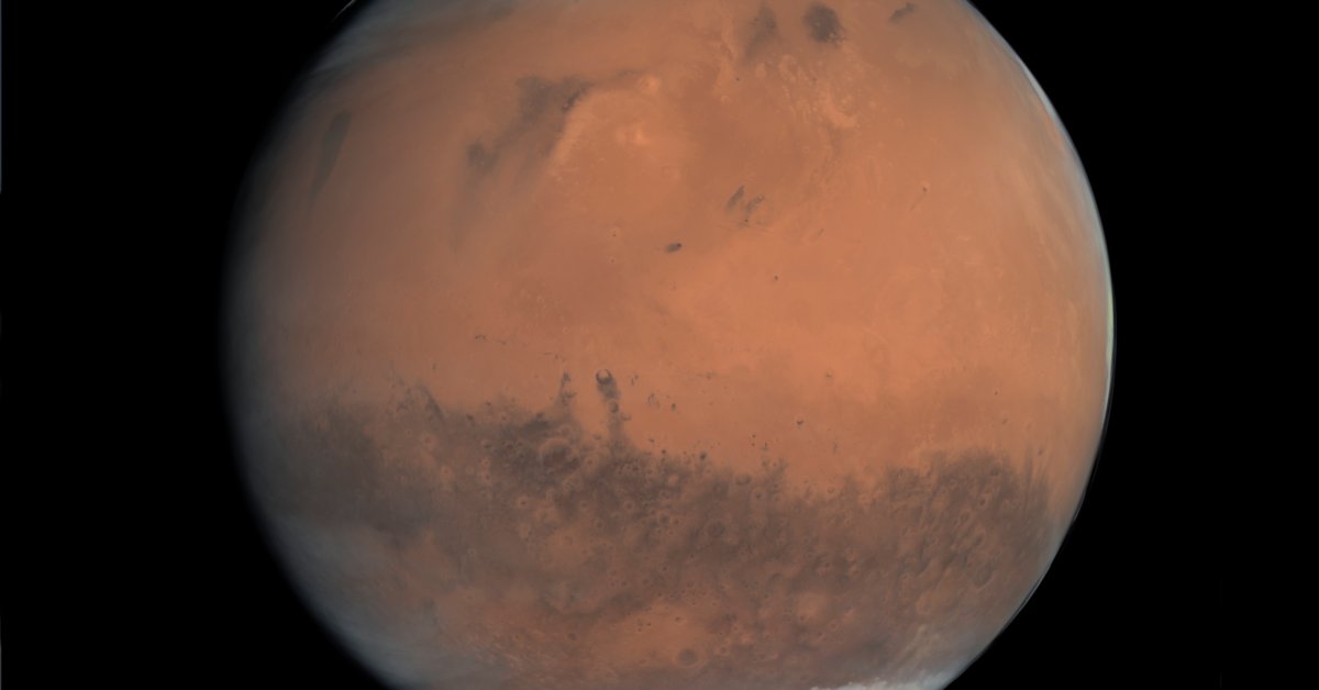 Scientists May Have Just Discovered a Lake on Mars