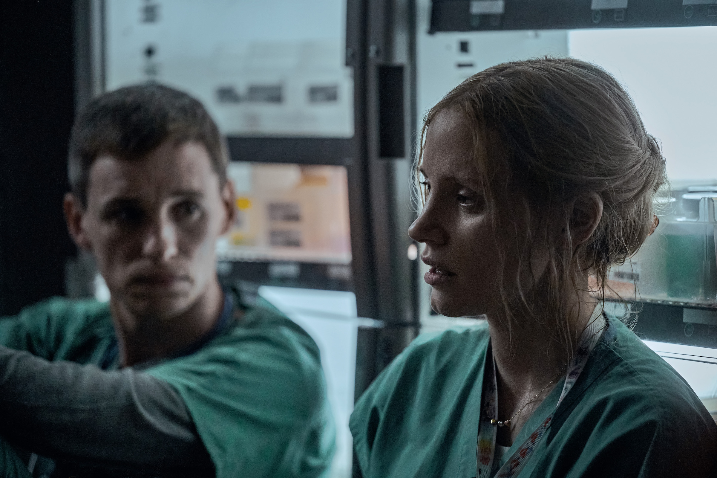 Eddie Redmayne as Charlie Cullen and Jessica Chastain as Amy Loughren in 'The Good Nurse' (JoJo Whilden—Netflix)