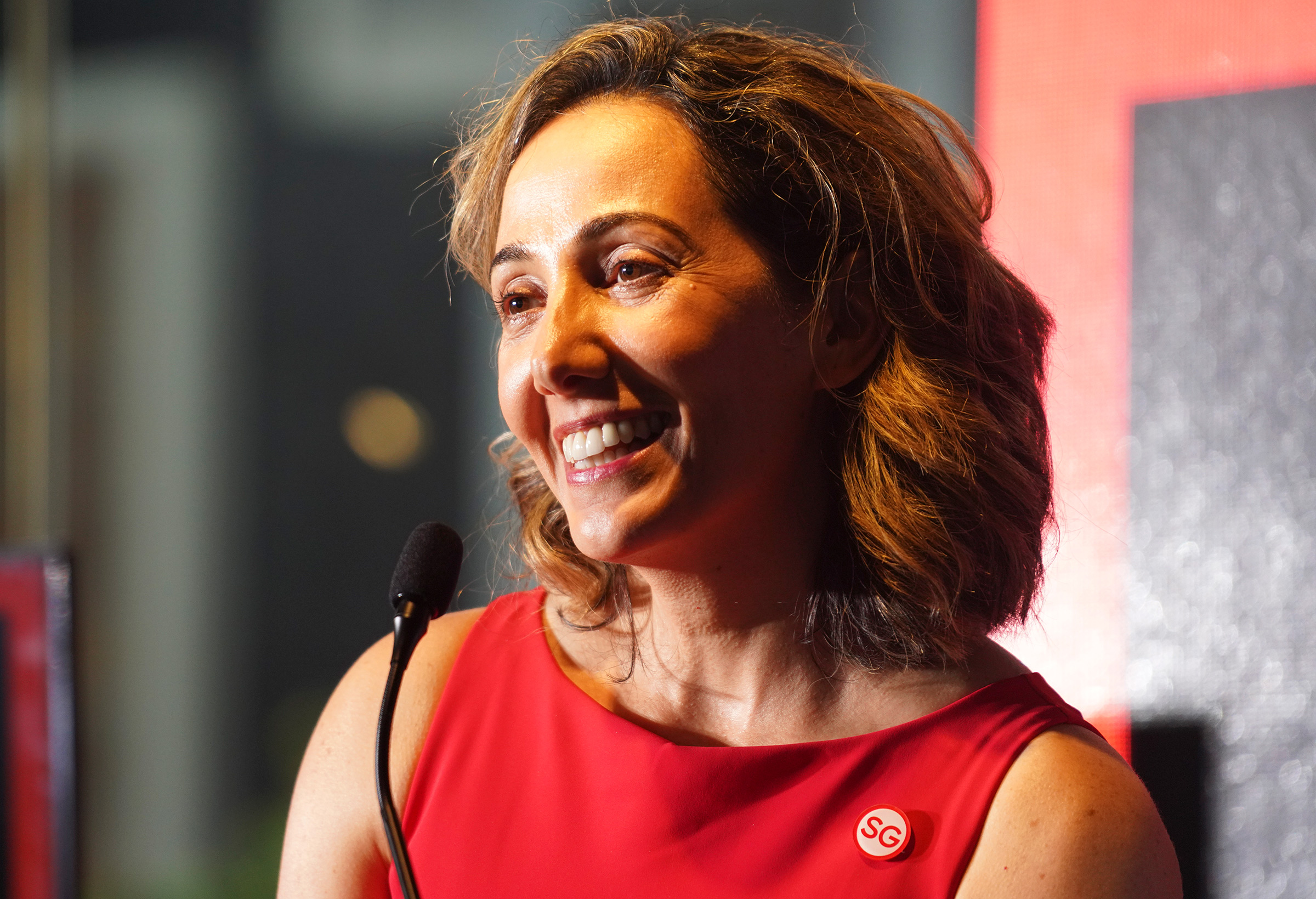 Dr. Pardis Sabeti, Computational Geneticist receives her award at the TIME100 Impact Awards on October 02, 2022 in Singapore (Ore Huiying—Getty Images for TIME)