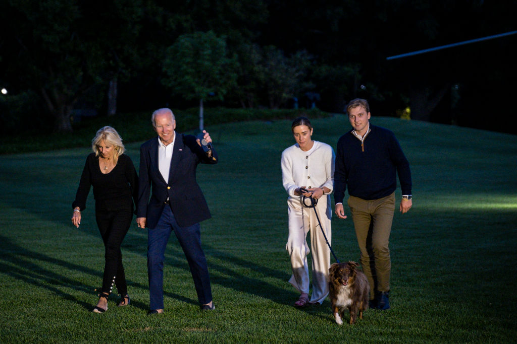 President Joe Biden, First Lady Jill Biden, Naomi Biden and fiancé Peter Neal walk to the White House from Marine One on June 20, 2022. (Pete Marovich—Getty Images)