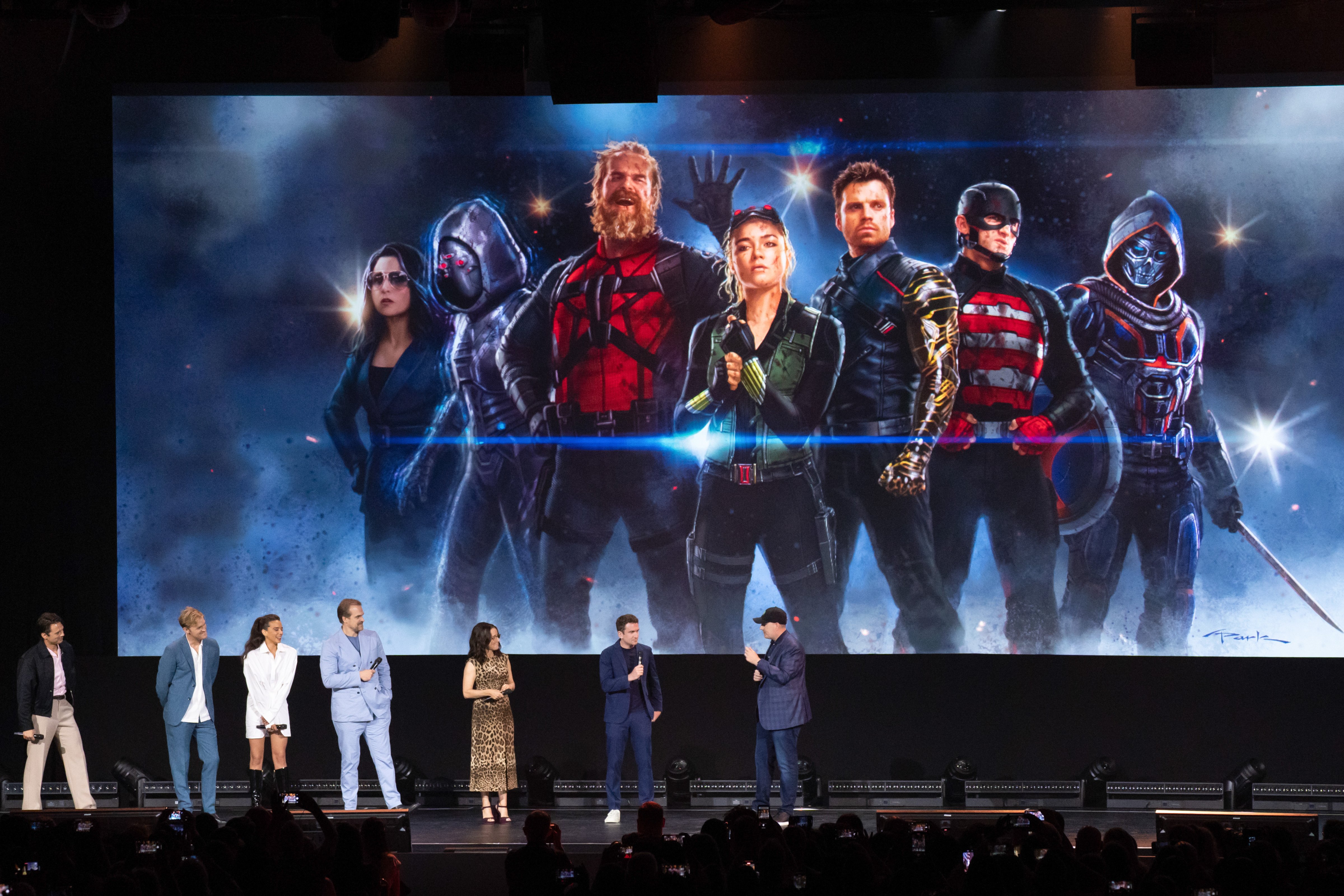 (L-R) Sebastian Stan, Wyatt Russell, Hannah John-Kamen, David Harbour, Julia Louis-Dreyfus, Jake Scheyer and Kevin Feige at D23 in 2022, presenting <i>The Thunderbolts</i> (The Walt Disney Company via Getty Images)” class=”fix-layout-shift”/><br />
                                </source></source></source></picture>
</figure>
<div class=
