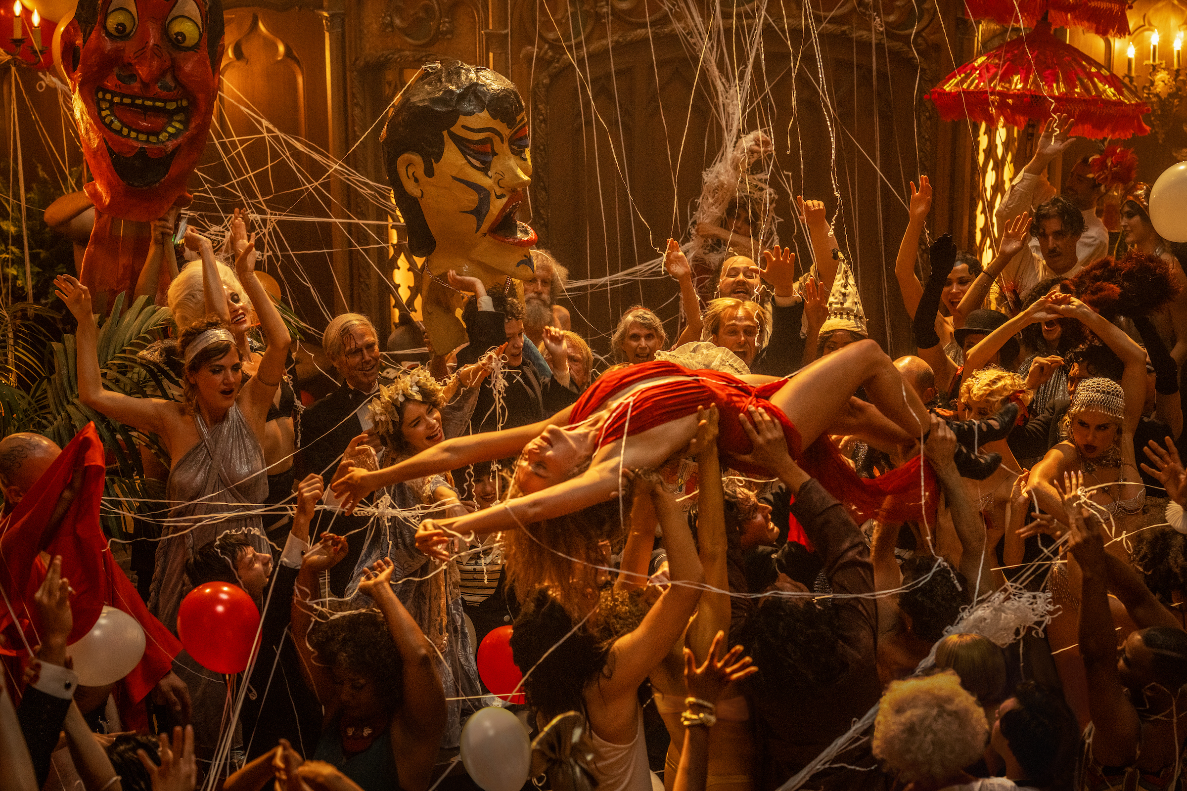 Margot Robbie as Nellie LeRoy at the center of a very, very debaucherous party (Courtesy of Paramount Pictures)