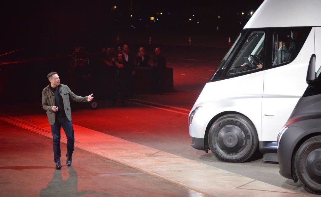 Elon Musk Delivers Tesla’s Electric Semi Trucks to PepsiCo