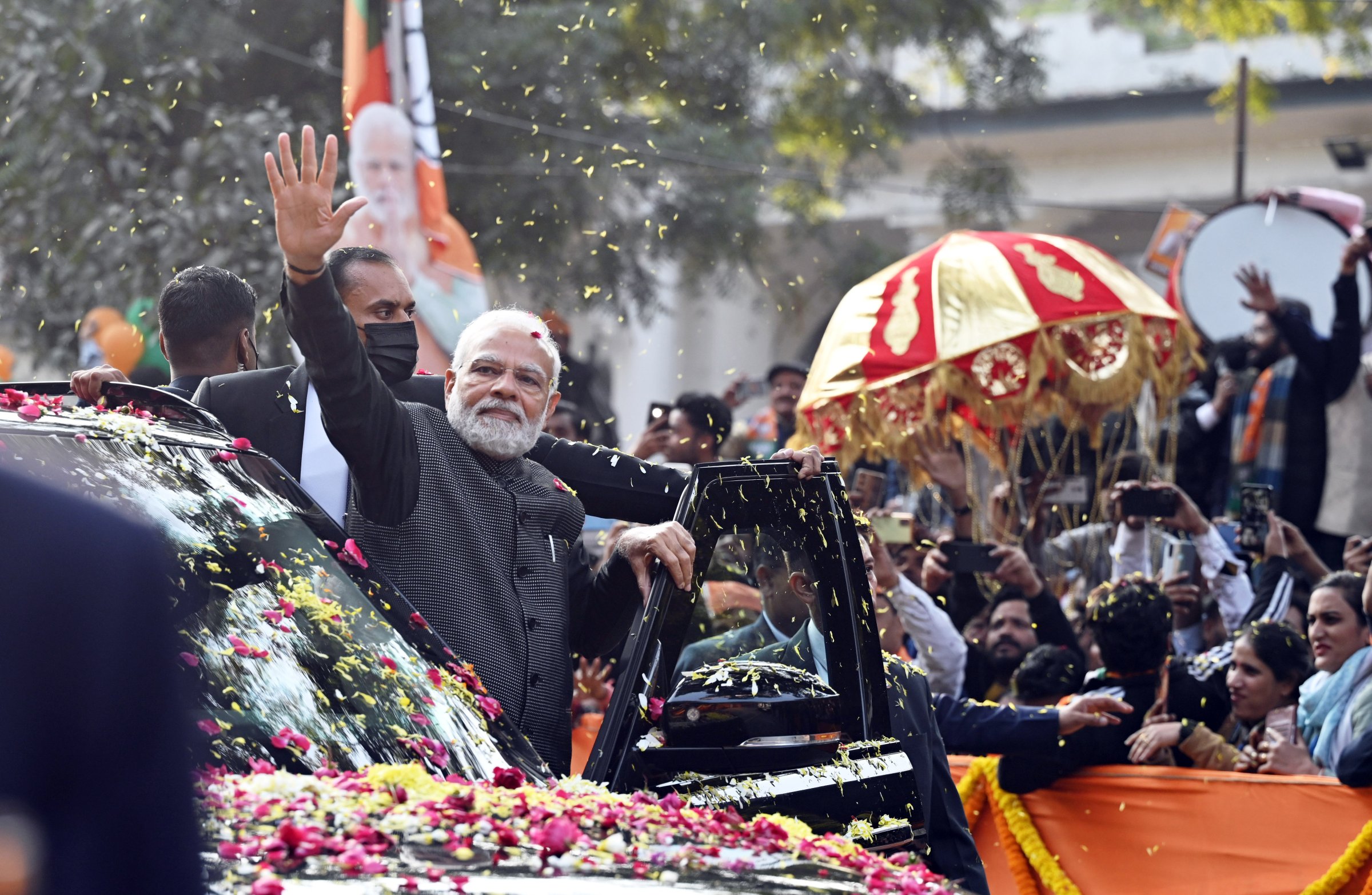 PM Narendra Modi Holds Mega Roadshow In Delhi Ahead of BJP Meet