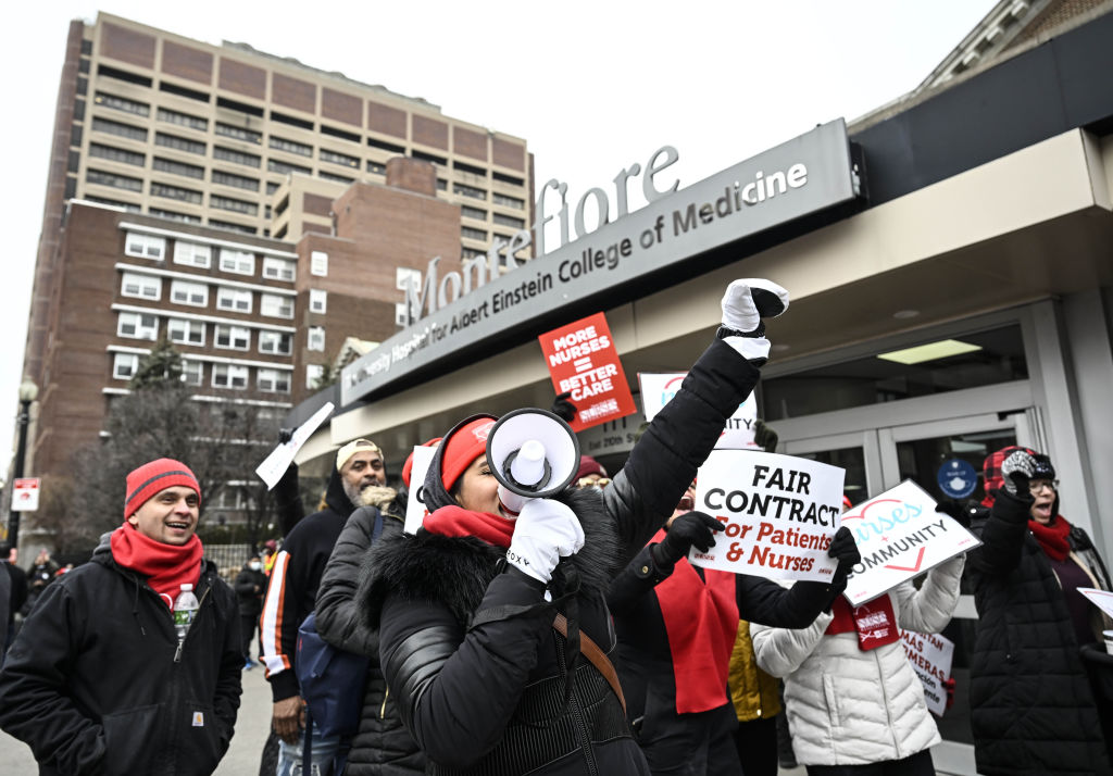 Nurses at two of New York City's biggest hospitals are on the third day of their strike over contract negotiations on  January 11, 2022. (Fatih Aktas—Anadolu Agency/Getty Images)