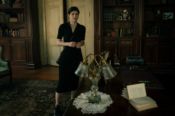 Alexandra Daddario as Dr. Rowan Fielding - Mayfair Witches _ Season 1, Episode 4 - Photo Credit: Alfonso Bresciani/AMC