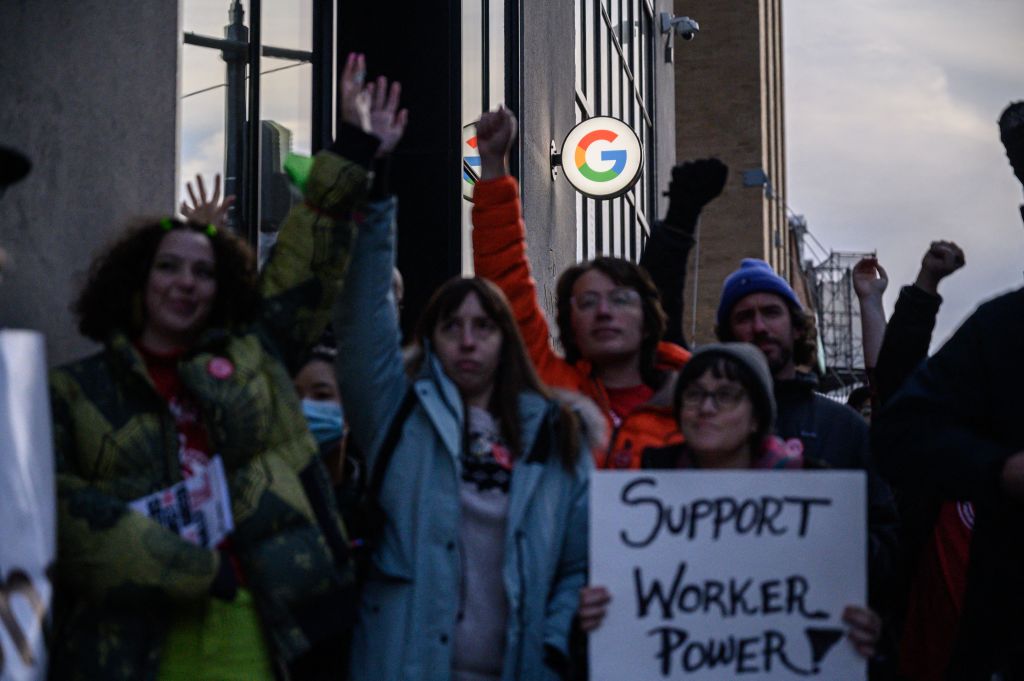 Members of the Alphabet Workers Union (CWA) hold a rally outside the Google office in response to recent layoffs, in New York on February 2, 2023. - Google's parent company Alphabet announced in January it will cut about 12,000 jobs globally, citing a changing economic reality. (Ed JONES-AFP)