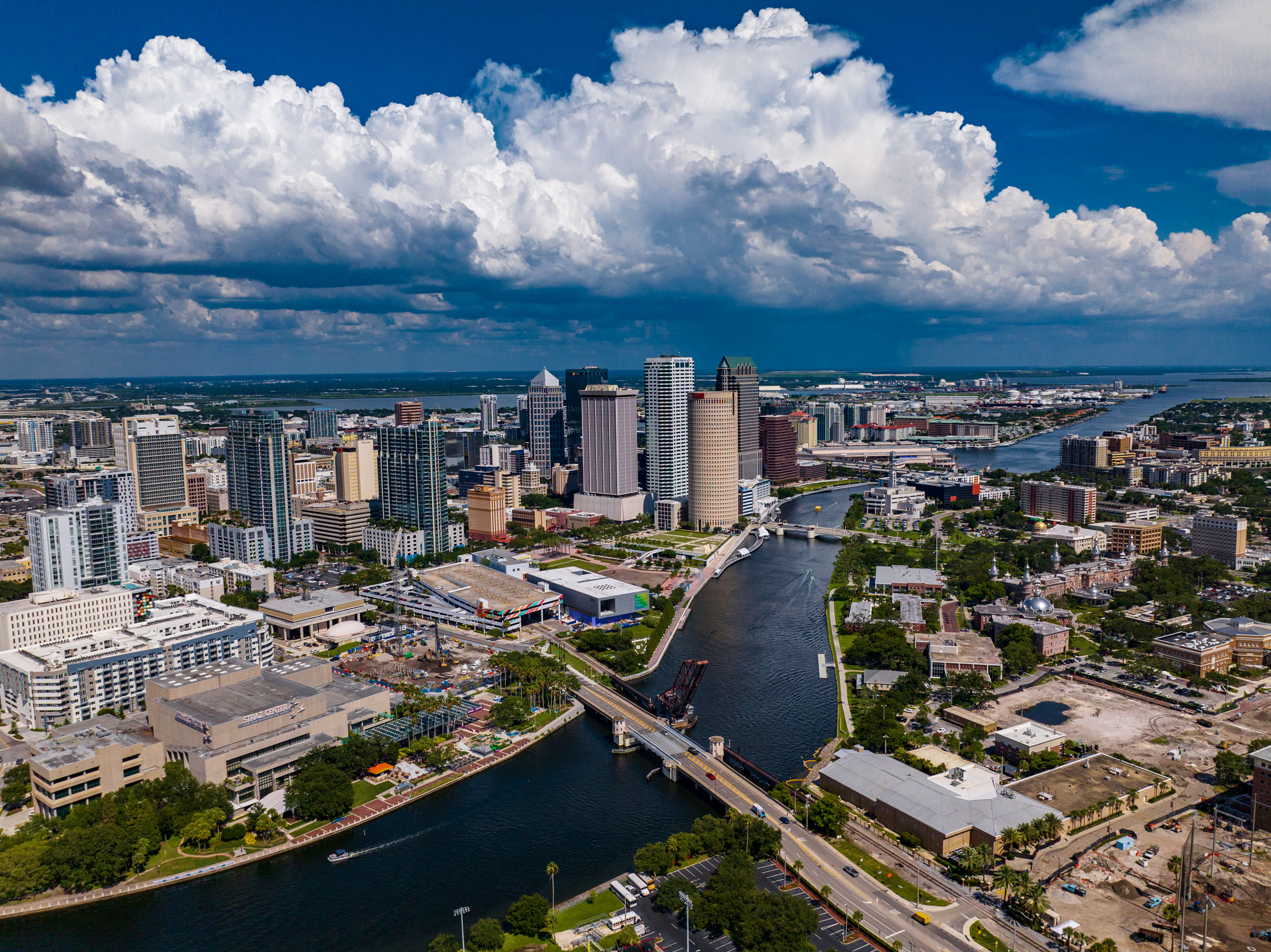 View of the Tampa Bay skyline, Florida. (Joe Sohm—Visions of America/Universal Images Group/Getty Images)