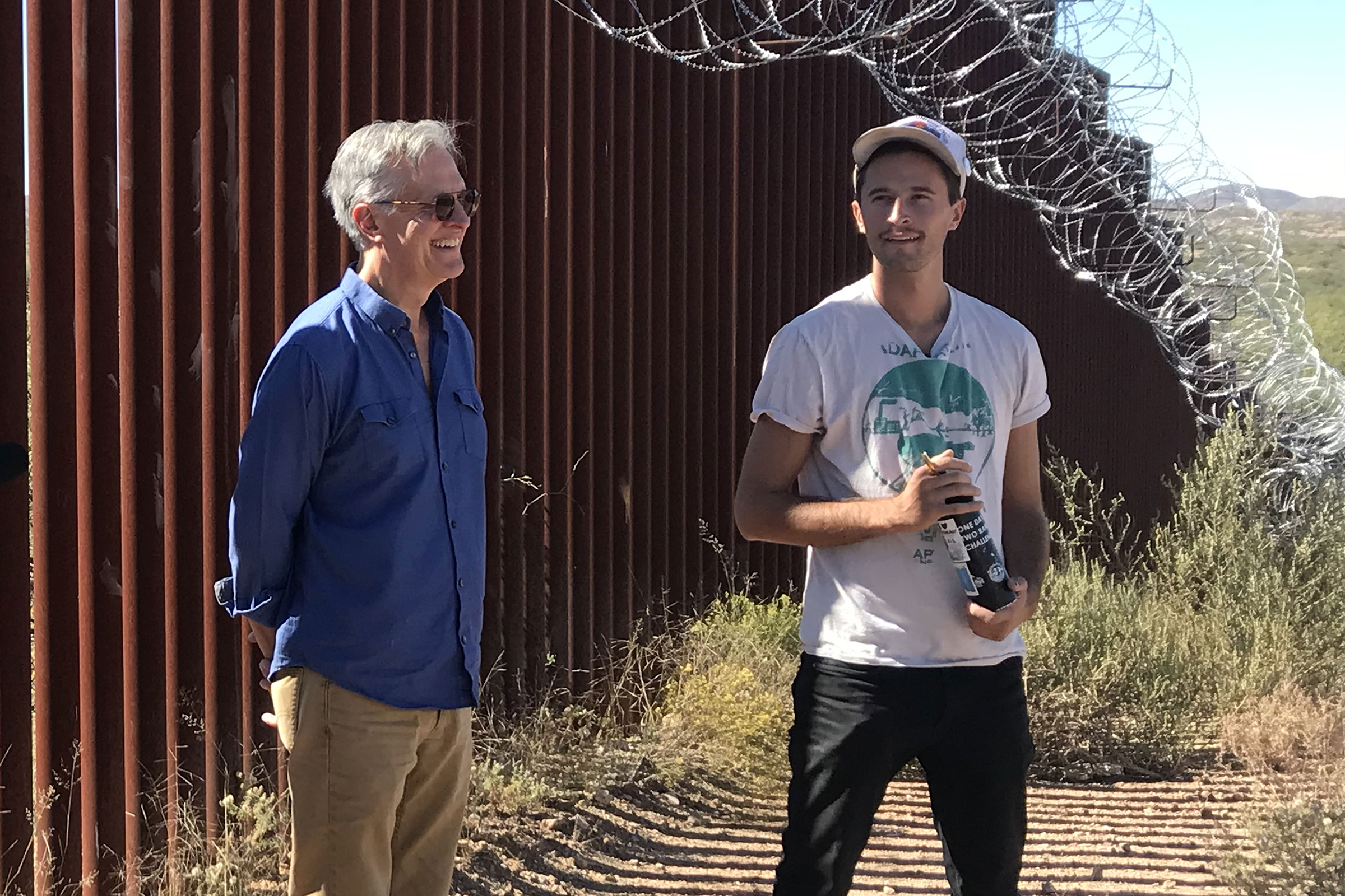 Mik Jordahl and son at the US-Mexico border. (Courtesy Just Vision)