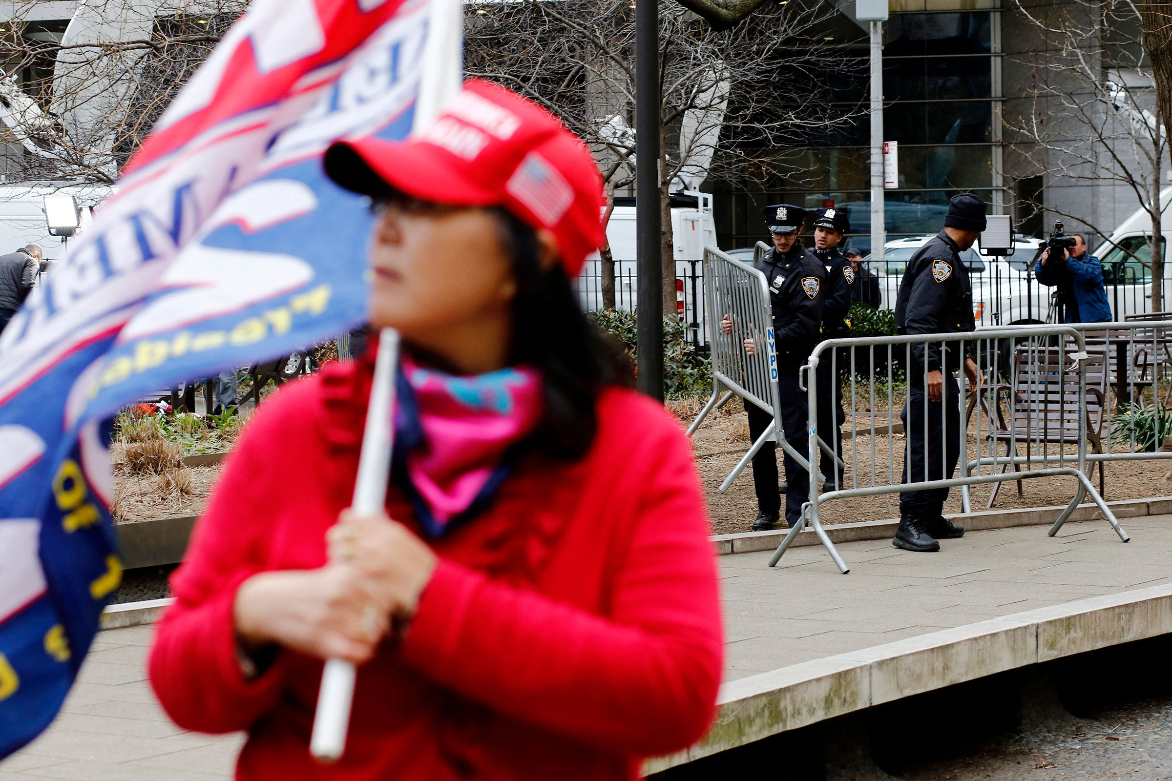 New York police officers set up barricades outside the Manhattan District Attorney's office in New York City on April 3, 2023. (Leonardo Munoz—AFP/Getty Images)