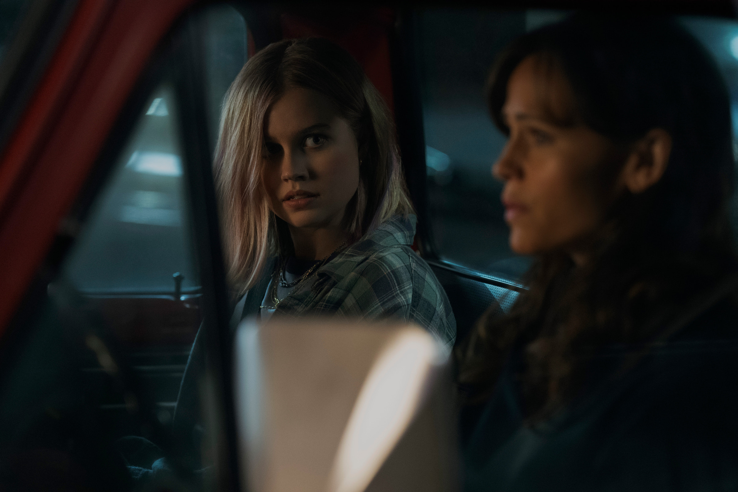 Bailey (Angourie Rice) and her stepmother, Hannah (Jennifer Garner), drive around Sausalito, Calif. (Erin Simkin—Apple TV+)
