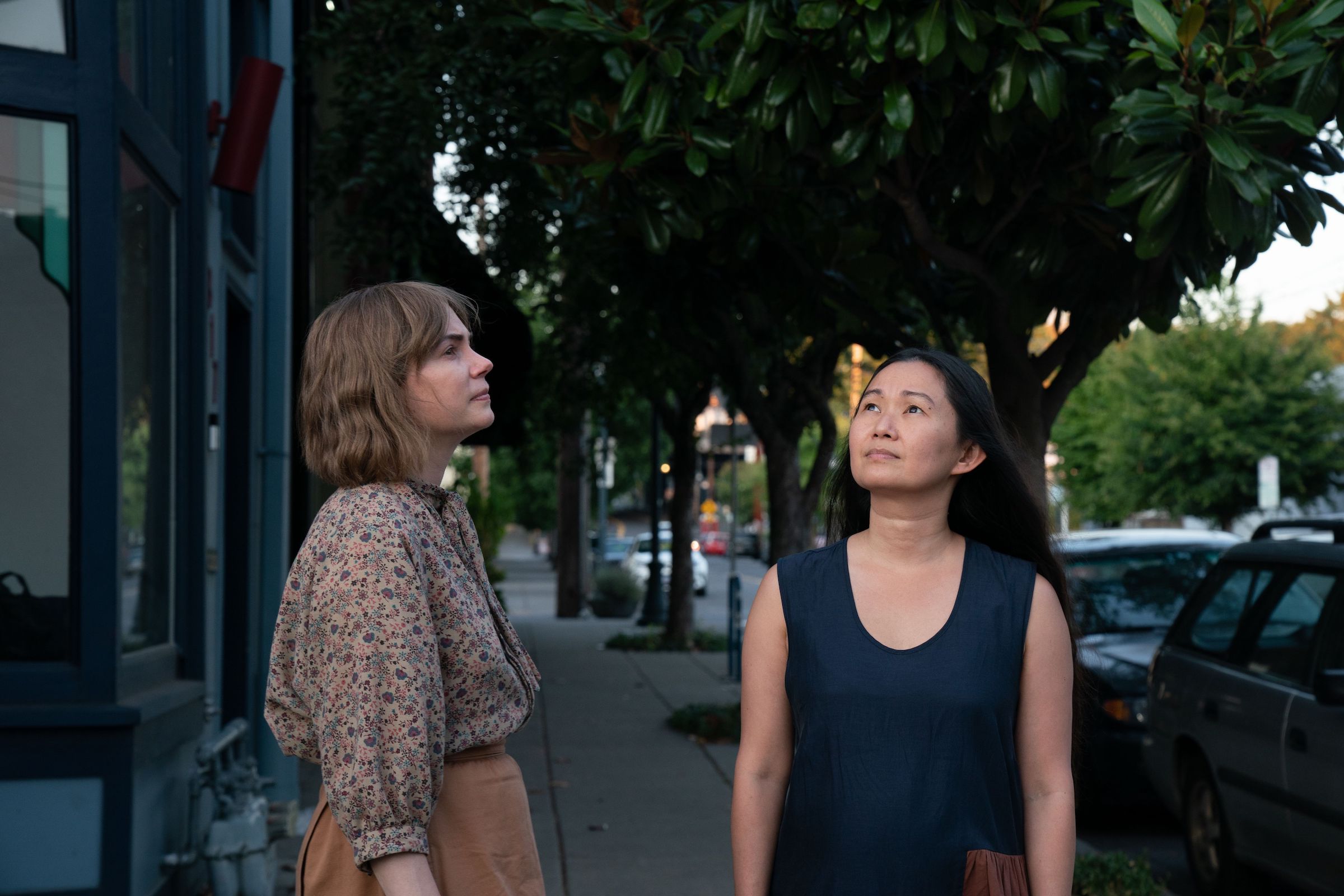 Michelle Williams and Hong Chau in 'Showing Up' (Courtesy of A24)