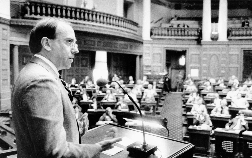 Congressman Gerry Studds addresses a crowd at the State House in Boston on March 30, 1985. (Ted Dully/The Boston Globe—Getty Images)