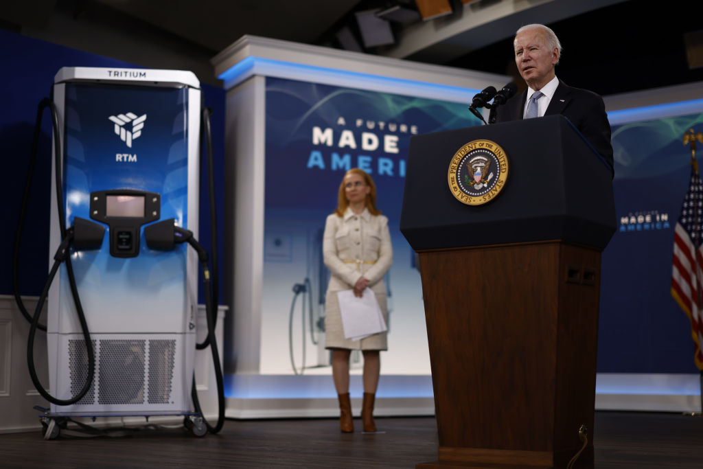 On Feb. 8, 2022, in Washington, D.C., President Joe Biden announced the Australian electric vehicle charging company Tritium DCFC is planning to build its first U.S. manufacturing facility in Tennessee. (Ting Shen/Bloomberg—Getty Images)