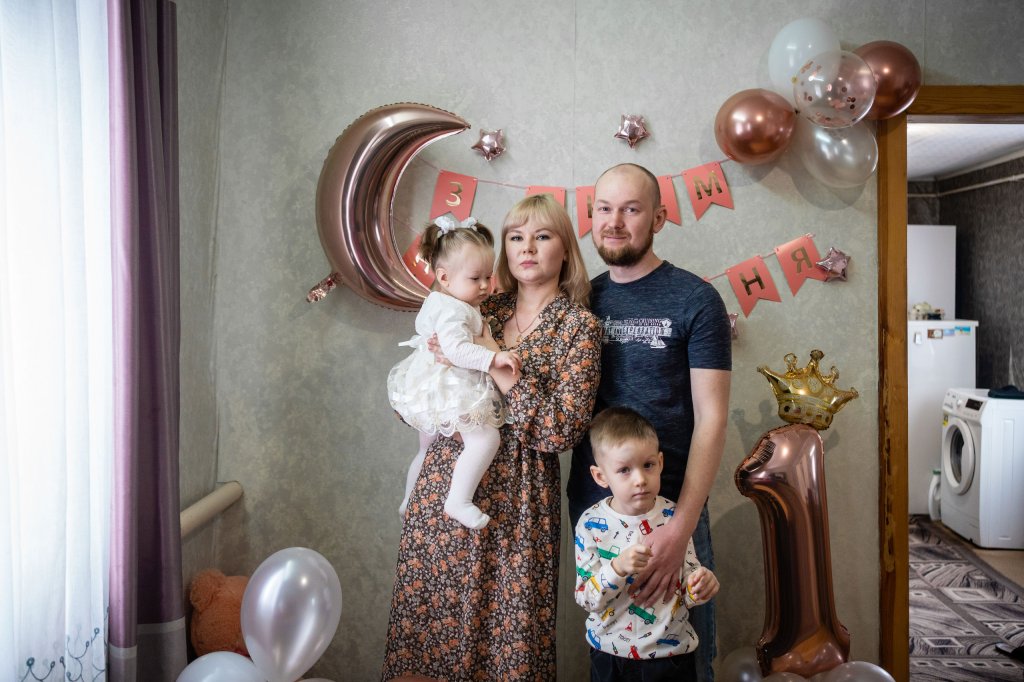 Kateryna and her family on her daughter’s 1st birthday.