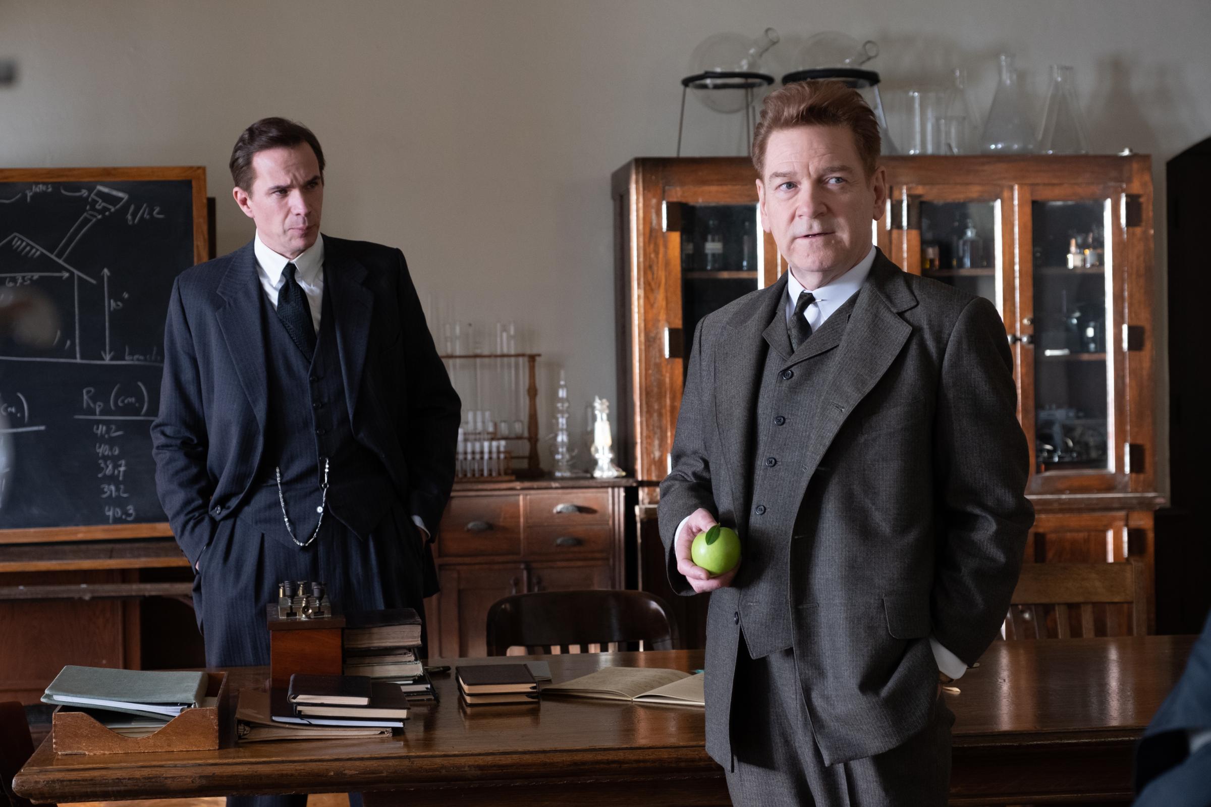 James D'Arcy as Patrick Blackett and Kenneth Branagh as Niels Bohr in Oppenheimer