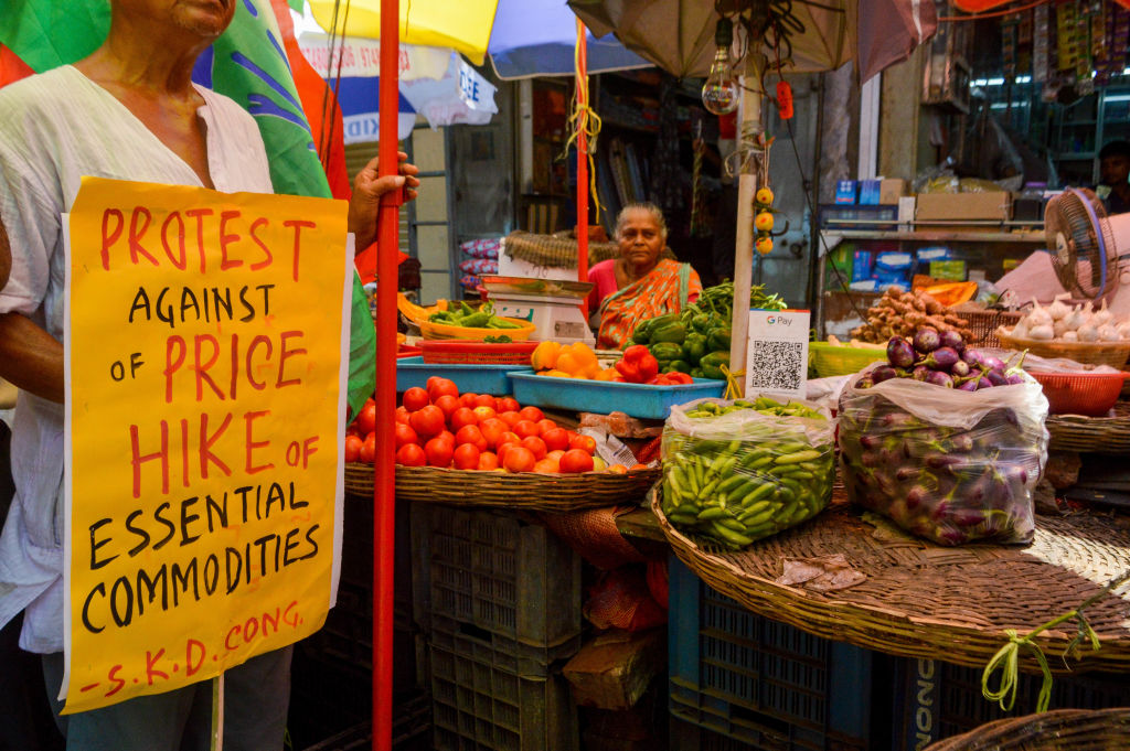 India Inflation Causes Rise In Vegetable Price Across The Nation.