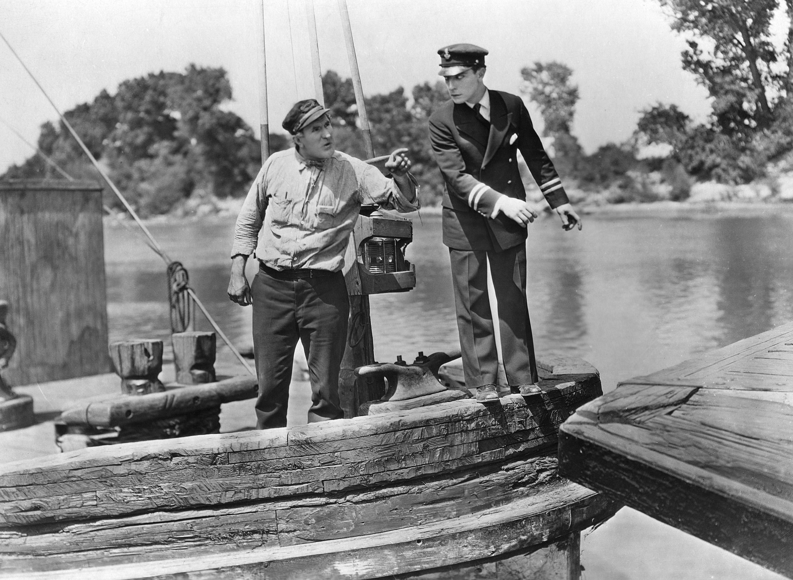 Ernest Torrence and Buster Keaton in <i>Steamboat Bill, Jr.</i> (Jerry Tavin/Everett Collection)