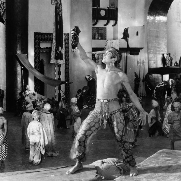 Douglas Fairbanks in 'The Thief of Baghdad.'