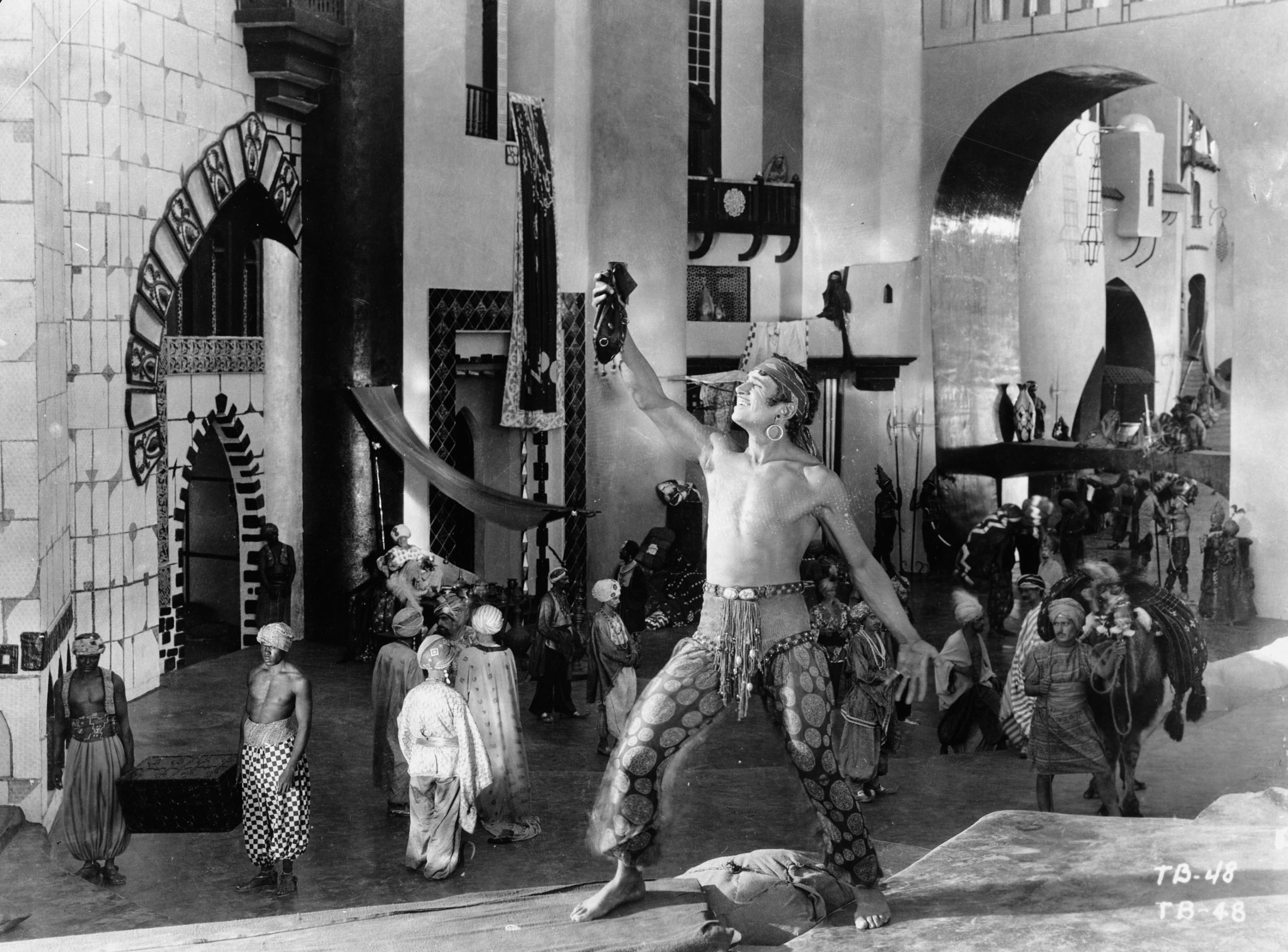 Douglas Fairbanks in 'The Thief of Baghdad.' (Mary Evans/Ronald Grant Archive/Everett Collection)