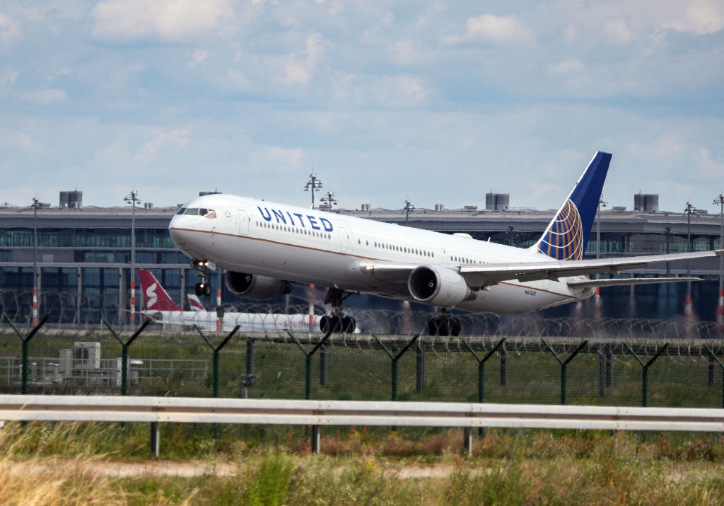 BER Airport - United Airlines