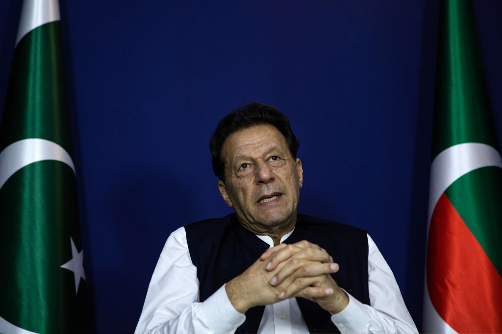 Imran Khan Seeks Transfer From His ‘Tiny, Dirty’ Pakistan Cell