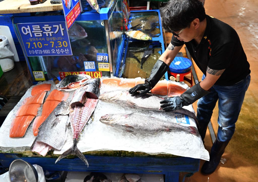 How Seafood Became the Latest Flashpoint in Korean Politics