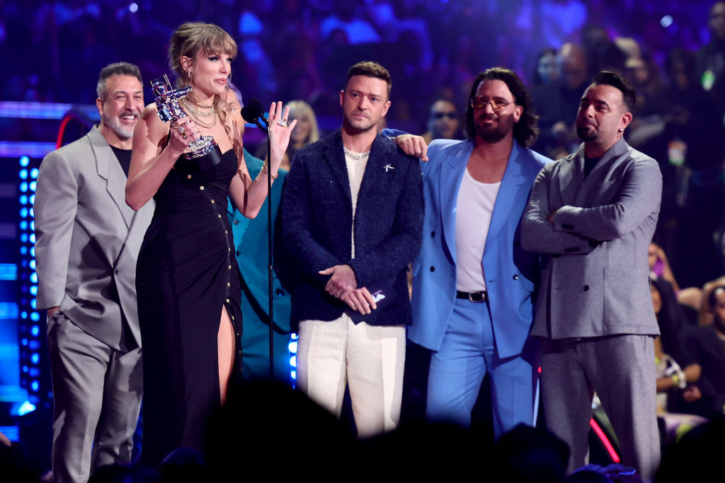 Taylor Swift accepts the Best Pop VMA from NSYNC on Sept. 12 (Theo Wargo/Getty Images for MTV)
