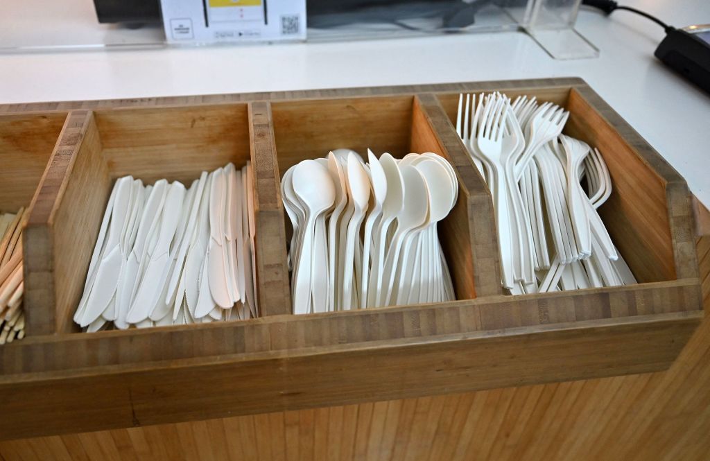 Single-use plastic cutlery is pictured in a tray at a fast-food outlet west of London in January 2023. (Justin Tallis/AFP via Getty Images)