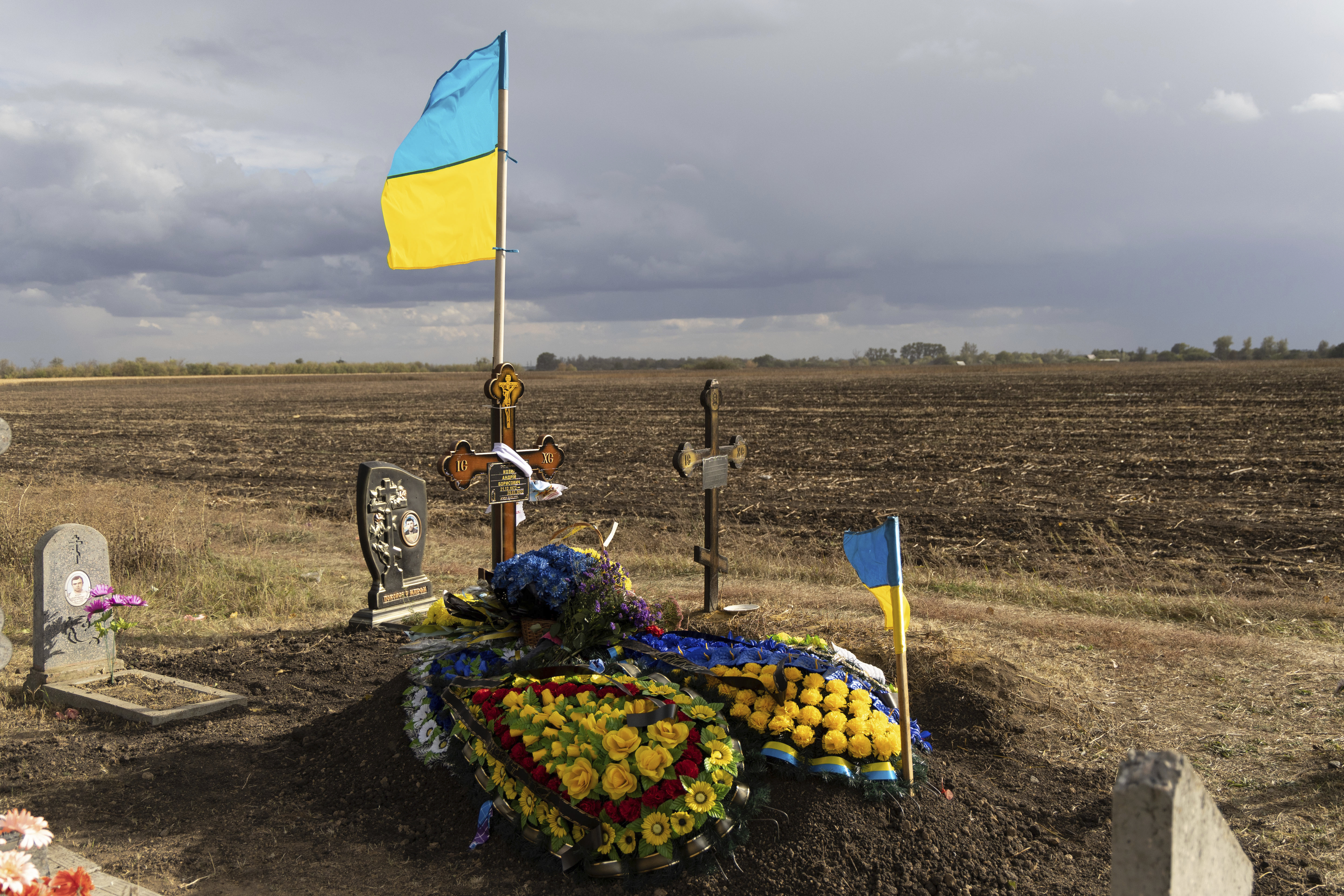В украинской Авдеевке продолжаются бои, поскольку Россия начинает наступление