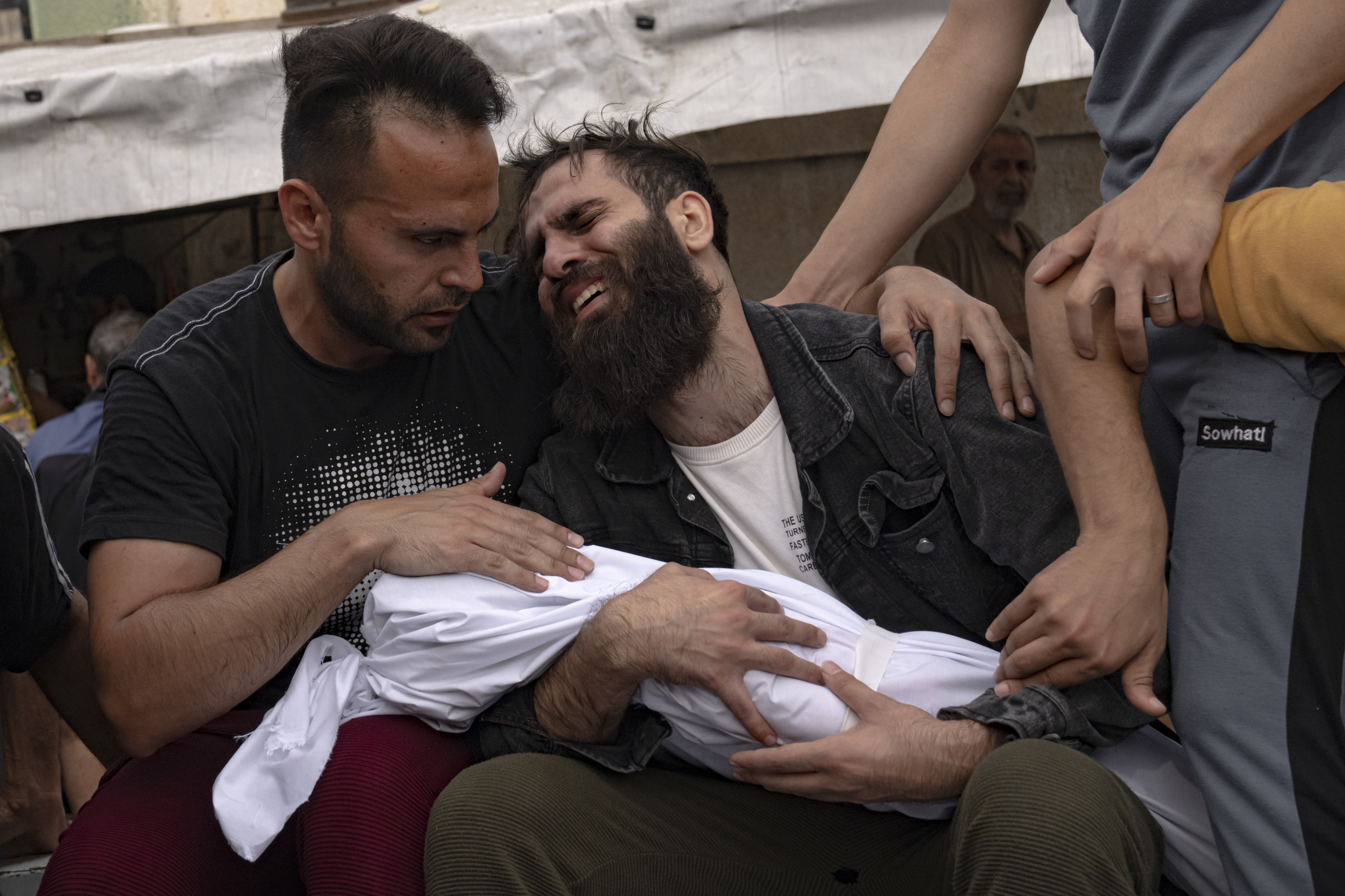 Palestinian Death Toll Has Passed 8,000