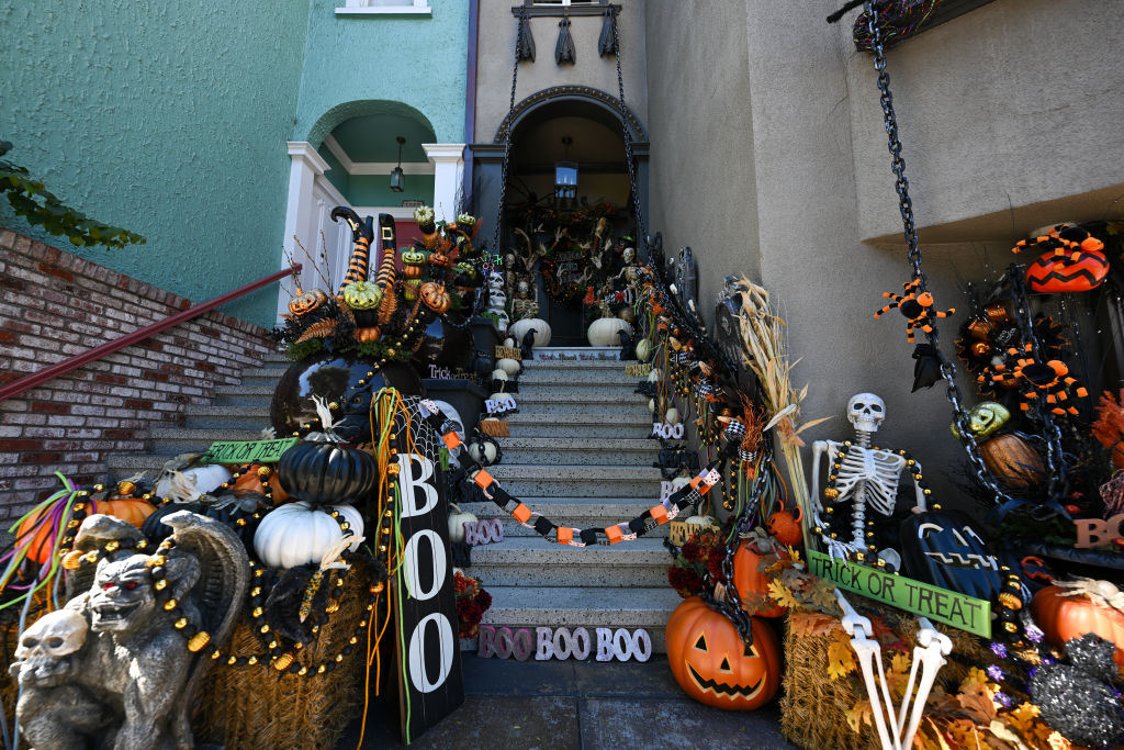 Decorated Halloween houses in San Francisco