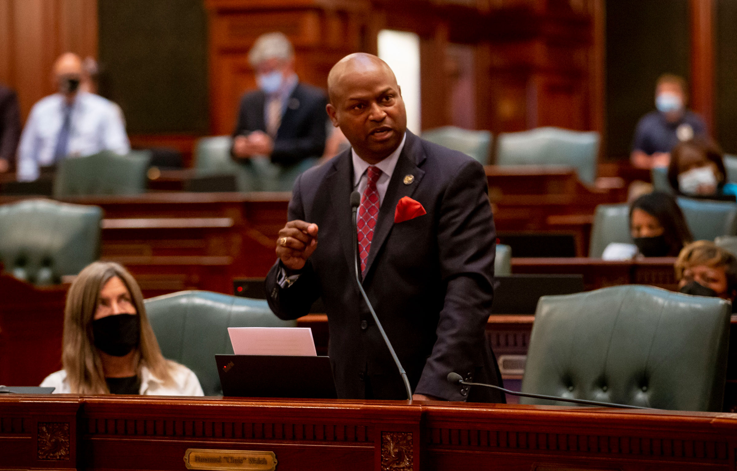 Illinois Speaker of the House Emanuel “Chris” Welch speaks on the floor of the Illinois House of Representatives