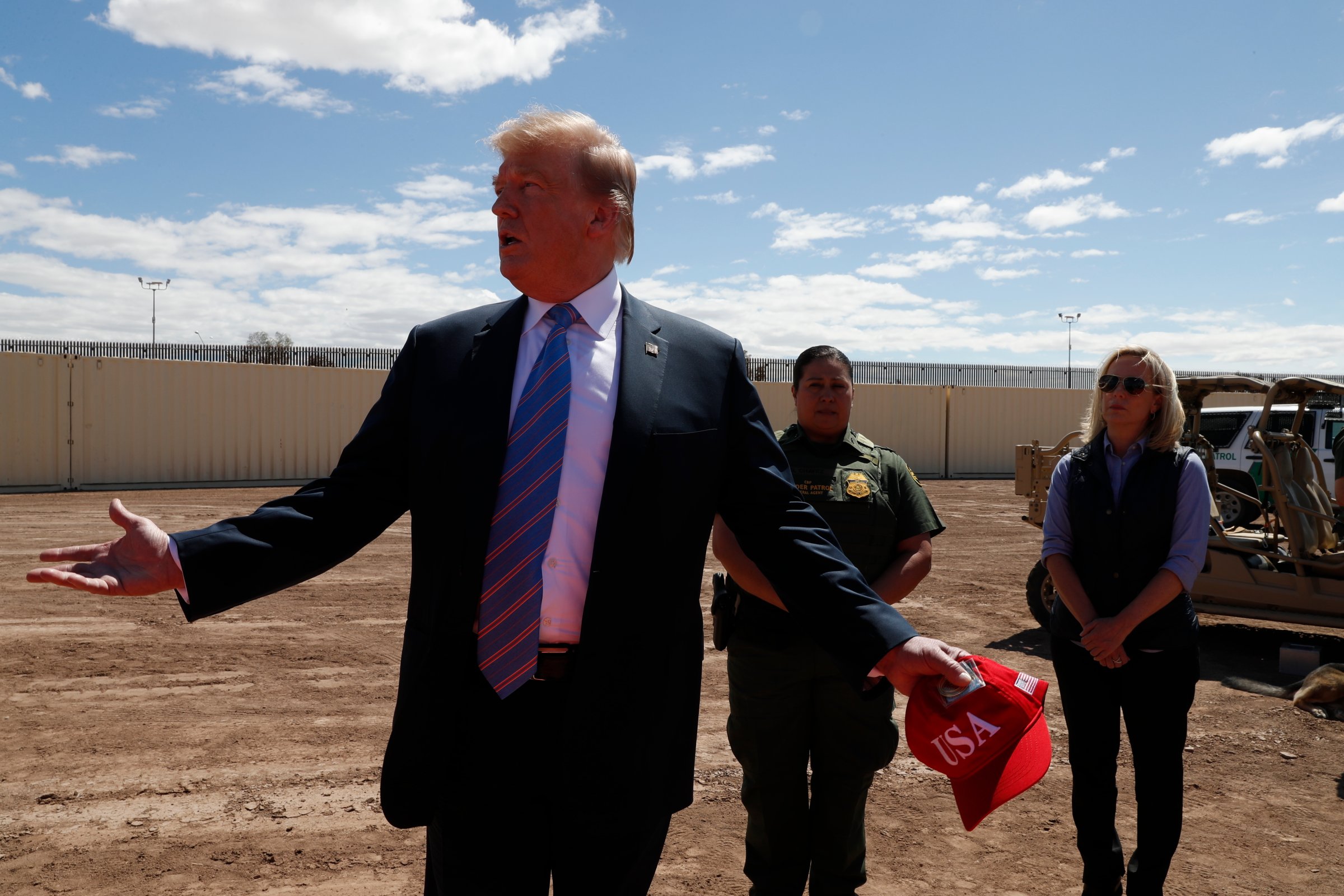 Donald-Trump-U.S.-Mexico-Border