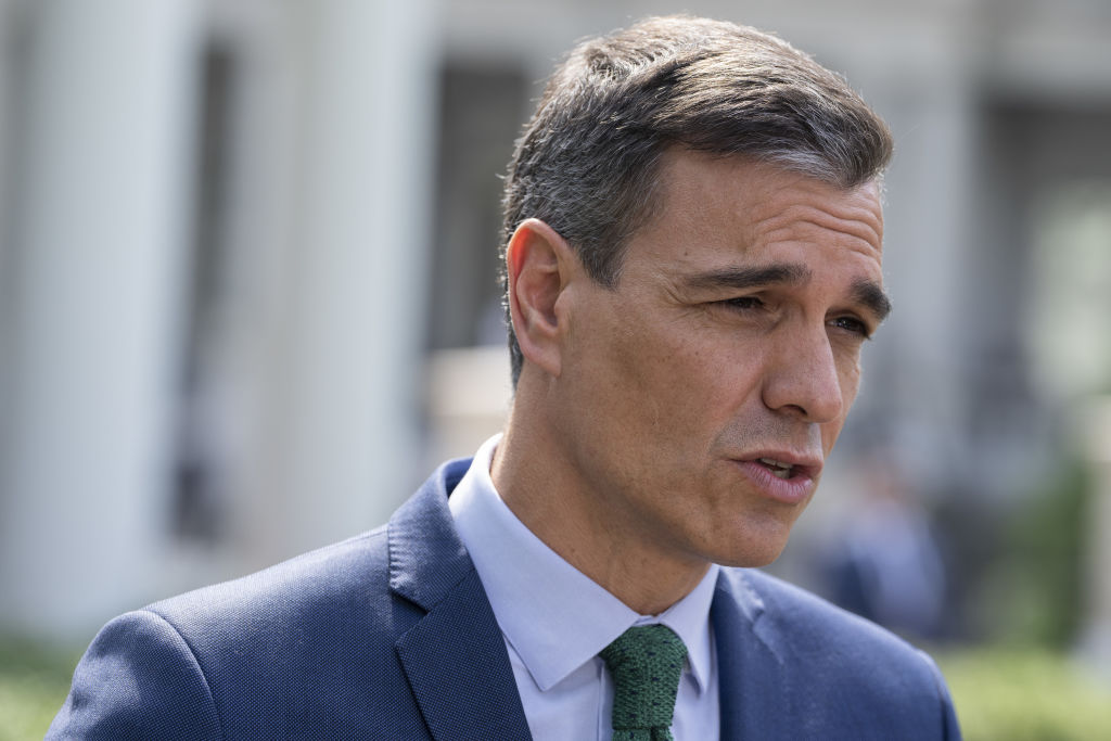El español Pedro Sánchez se enfrenta a la votación para presidente del Gobierno en el Congreso