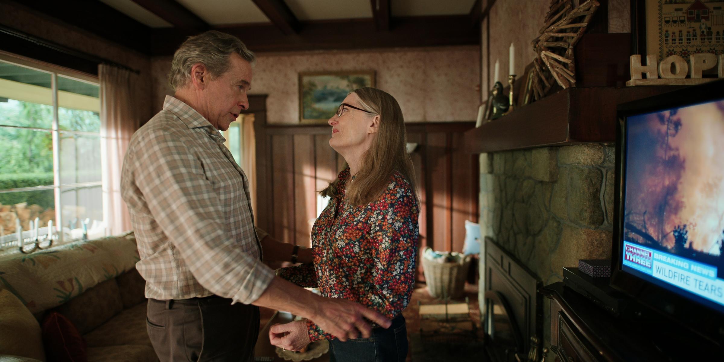 Virgin River. (L to R) Tim Matheson as Doc Mullins, Annette O’Toole as Hope in episode 503 of Virgin River. Cr. Courtesy of Netflix ? 2023