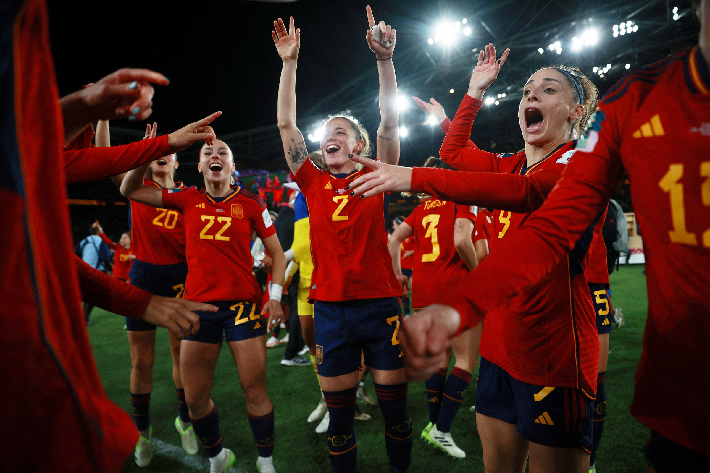 Spain's Ona Batlle and teammates celebrate after winning the FIFA Women's World Cup in Sydney, on Aug. 20.