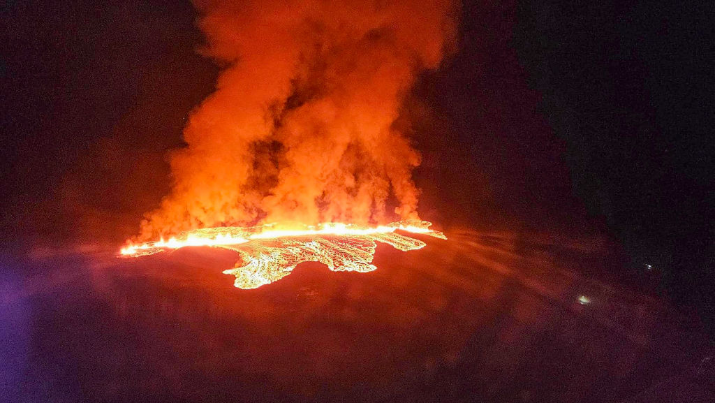 Volcano Erupts in Iceland, Forcing Evacuation of Grindavik (time.com)