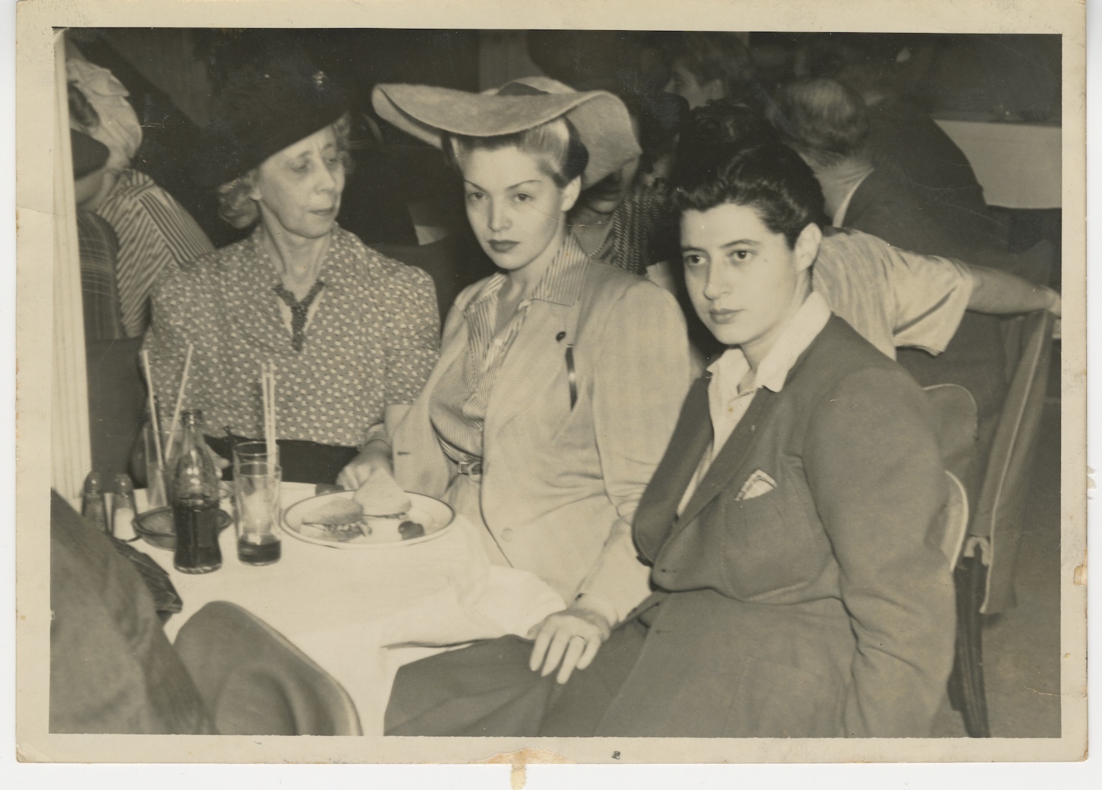 Photo of Zorita with mother and Gus
