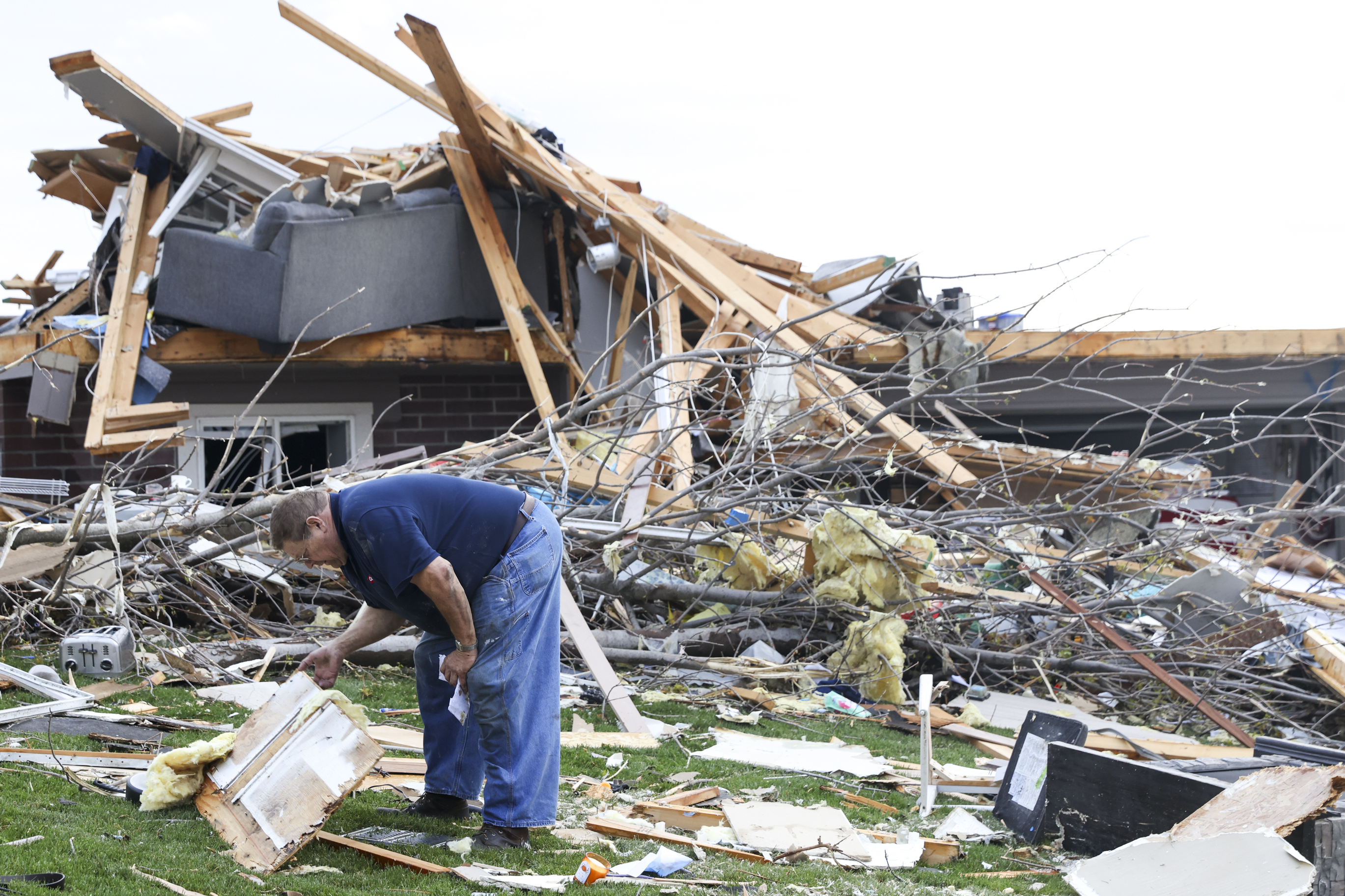 Tornadoes Strike In Nebraska And Iowa, Destroying Homes
