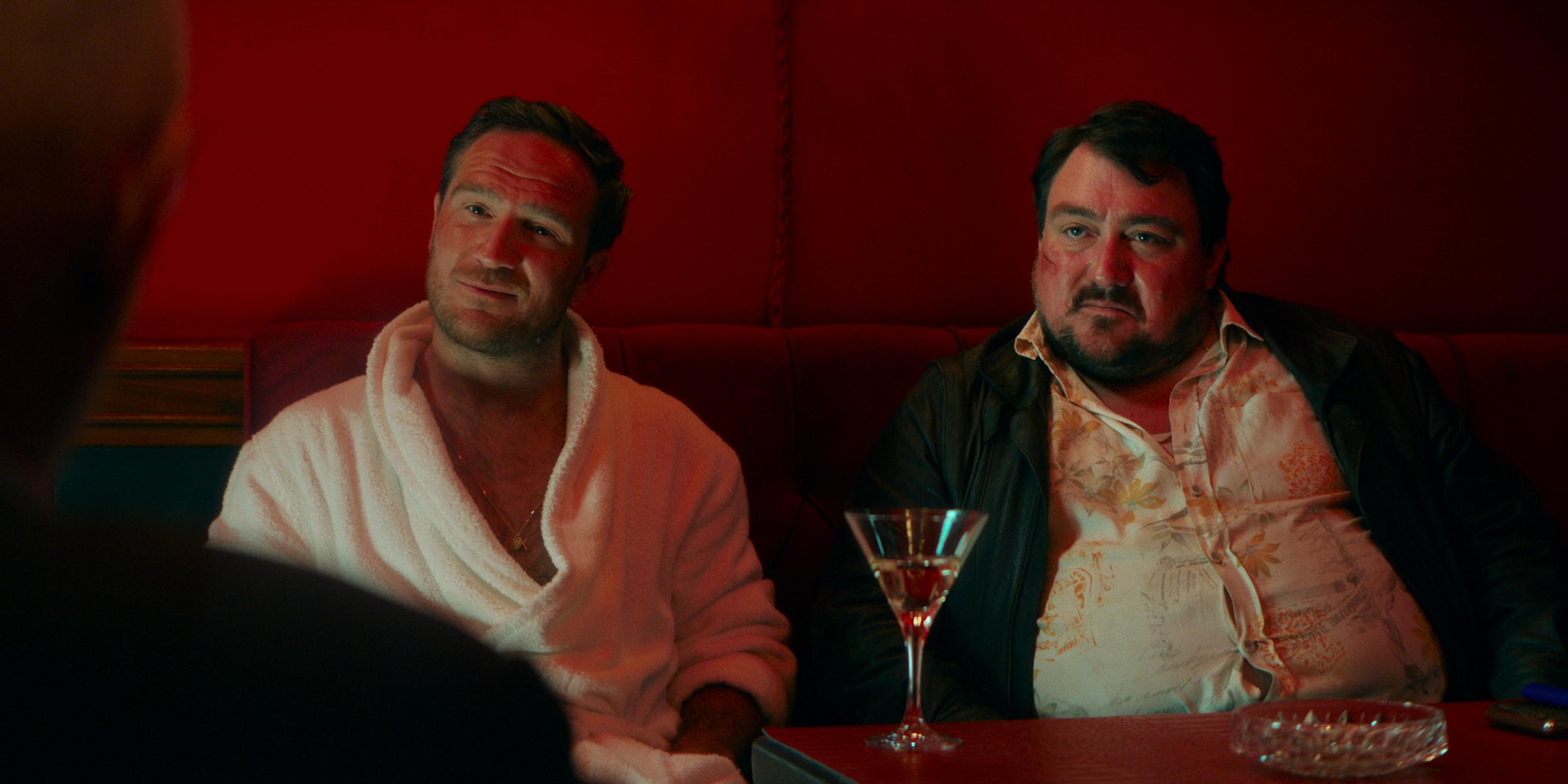 Frederik Lau as Charly and Christoph Krutzler as Joseph in Crooks.