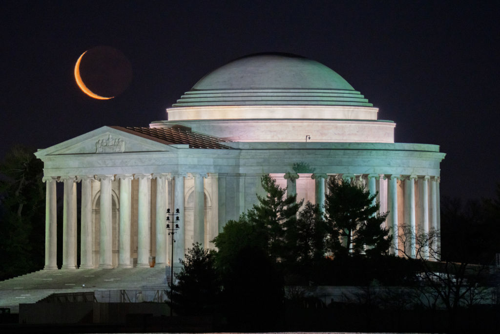 Crescent Moon rises above Jefferson Memorial
